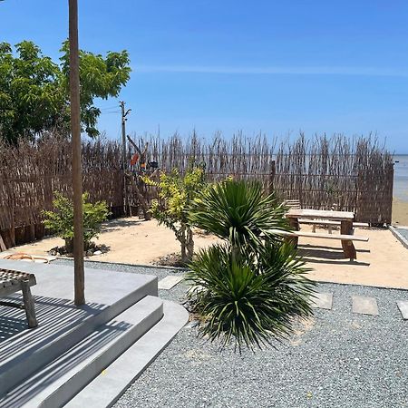 My Hoa Oceanfront Home Ap My Hai Exterior photo