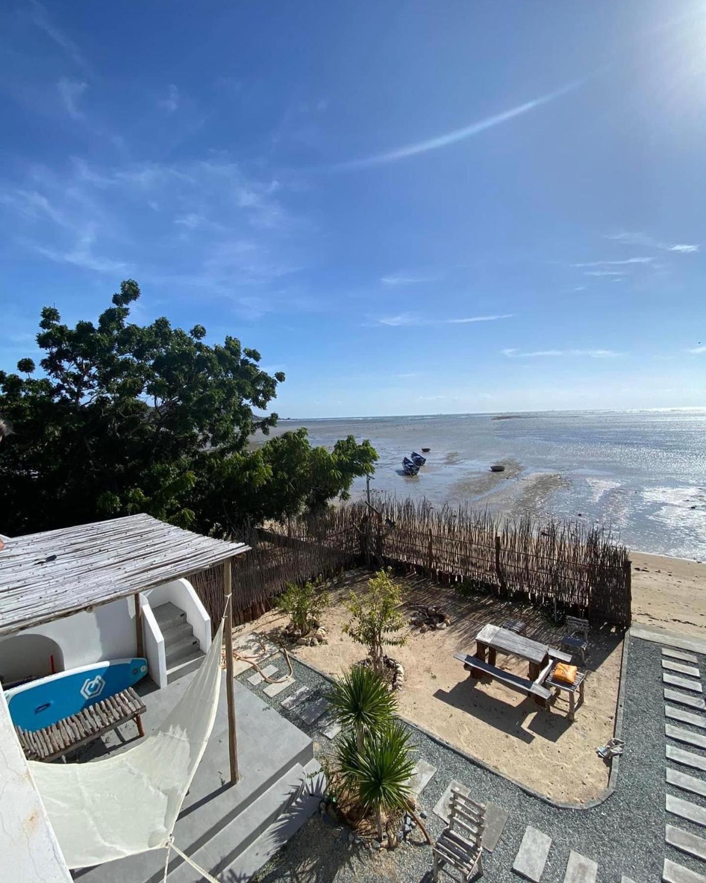 My Hoa Oceanfront Home Ap My Hai Exterior photo